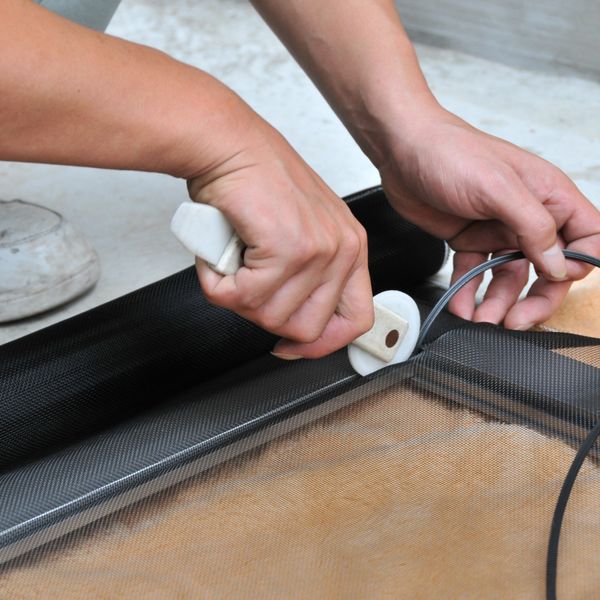 福岡で新日軽のサッシ修理も当社にお任せください