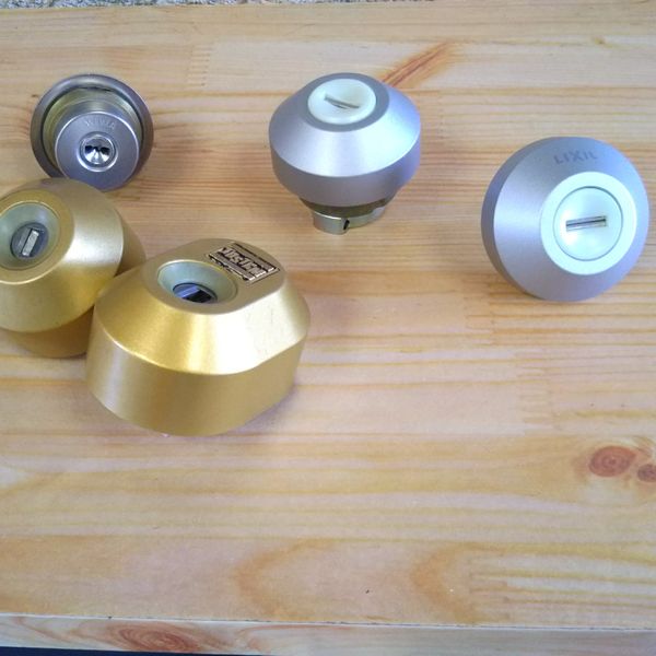 八幡西区で玄関の鍵交換なら専門店の当社にお任せ